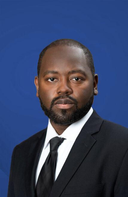 Gregory Etienne Headshot