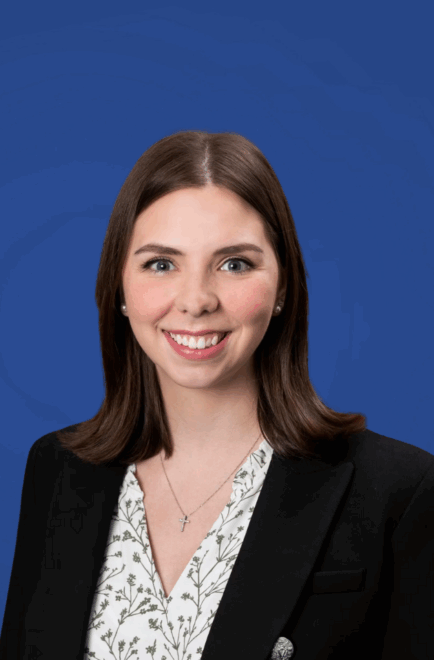 Julia L. Santo Headshot