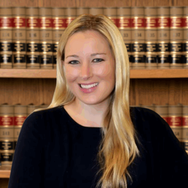 Amanda E. Benzenberg Headshot