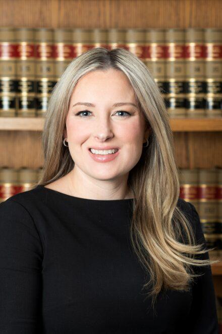 Amanda E. Benzenberg Headshot