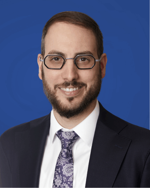 Efraim S. Lipschutz Headshot