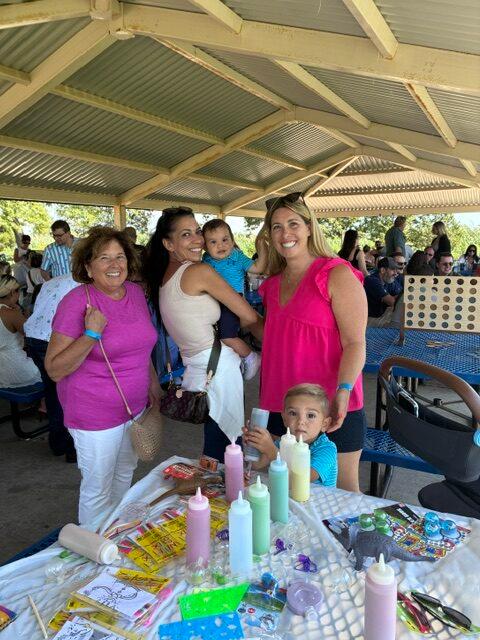 Abrams Fensterman Family Picnic photo 11